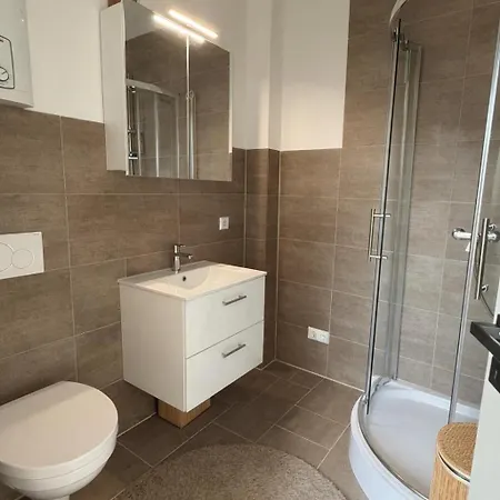 Monteur & Business Duisburg, Duesseldorf, 24-7, Ferienwohnung, Rheinruhrapartments 1 Apartmán Duisburg